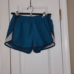 Under Armour  lined running  athletic shorts  Sz M